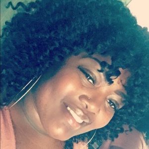 Meet your Posher, Sherry